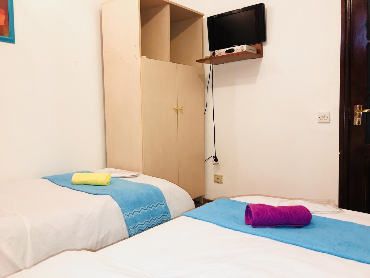 Check-In Hostel Баку Екстериор снимка