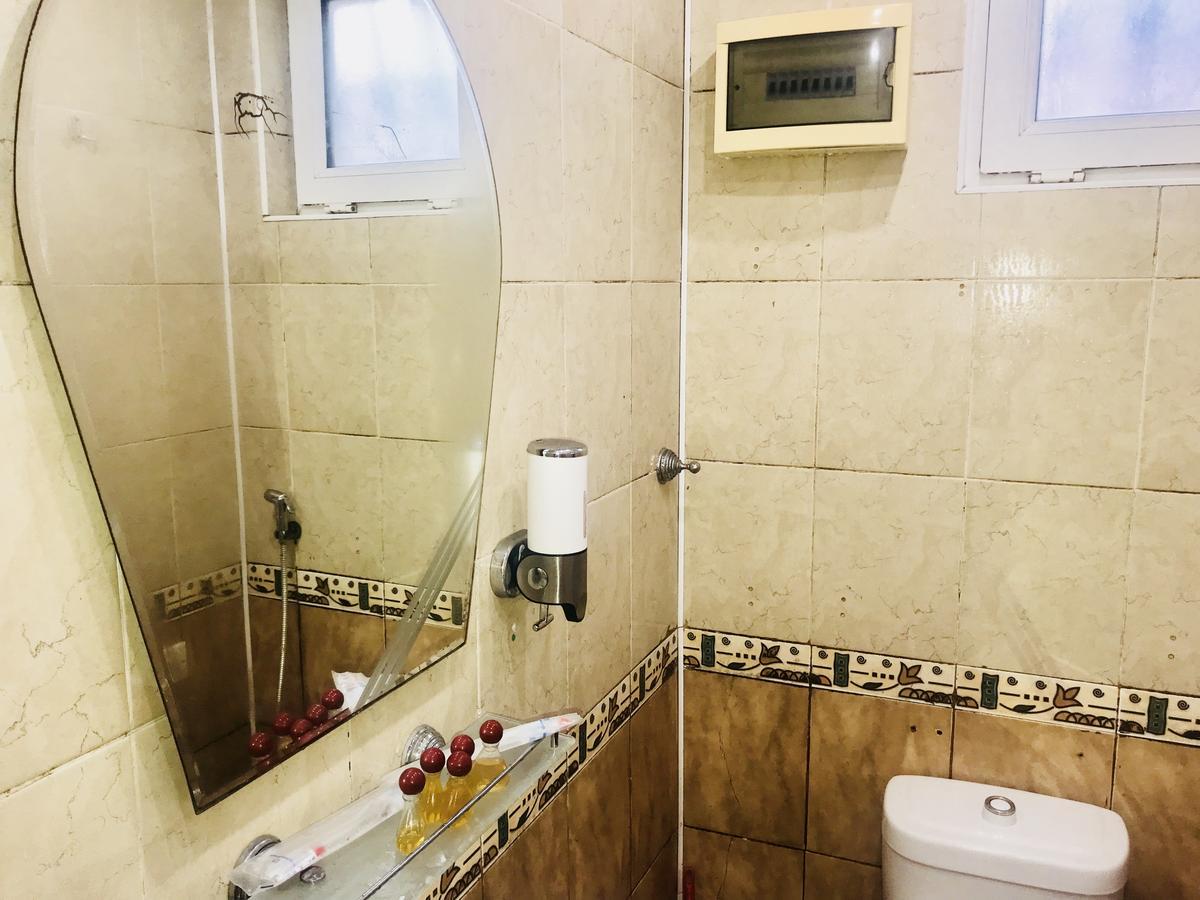 Check-In Hostel Баку Екстериор снимка