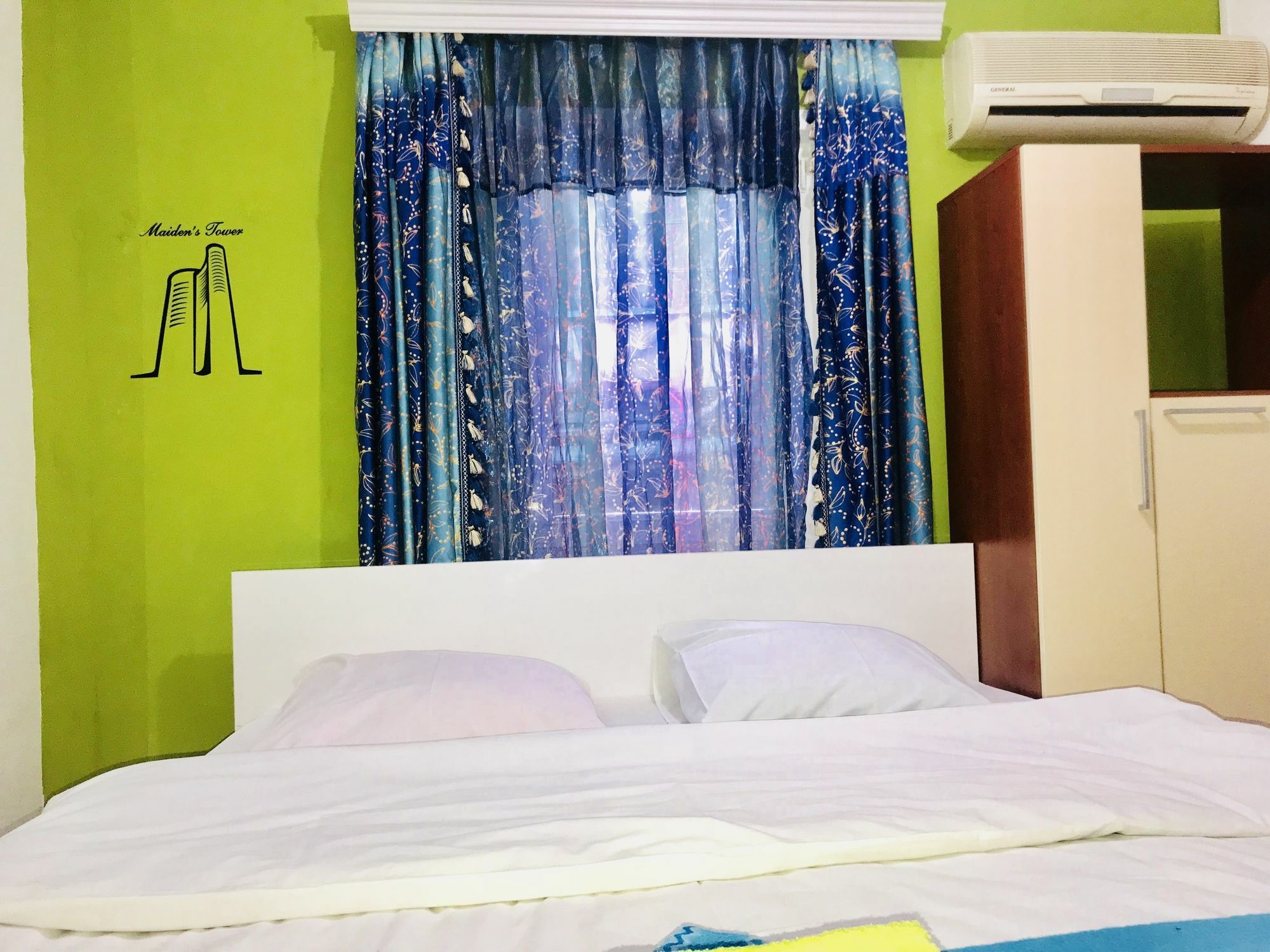 Check-In Hostel Баку Екстериор снимка